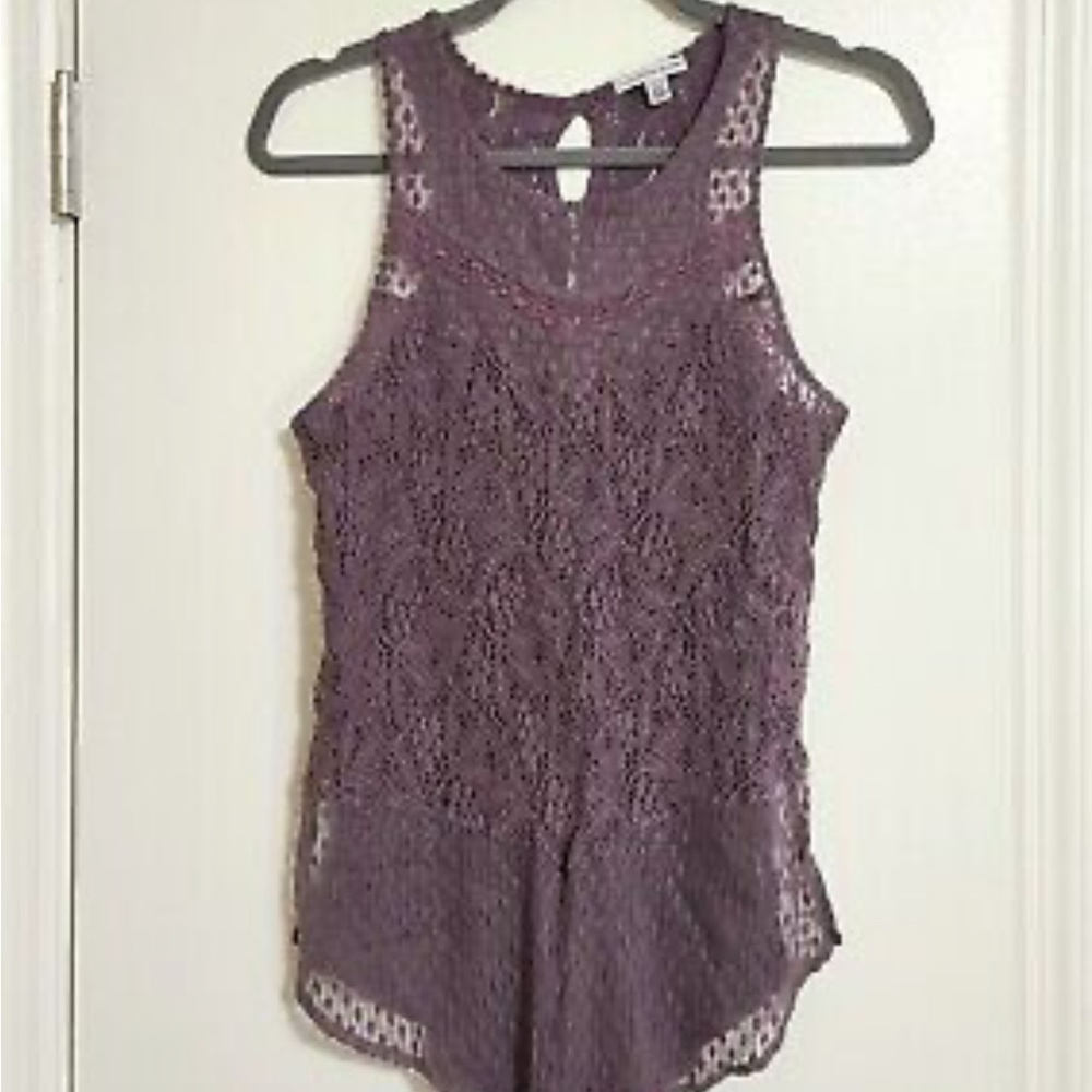 AMERICAN EAGLE OUTFITTERS sleeveless lace tunic tank top.